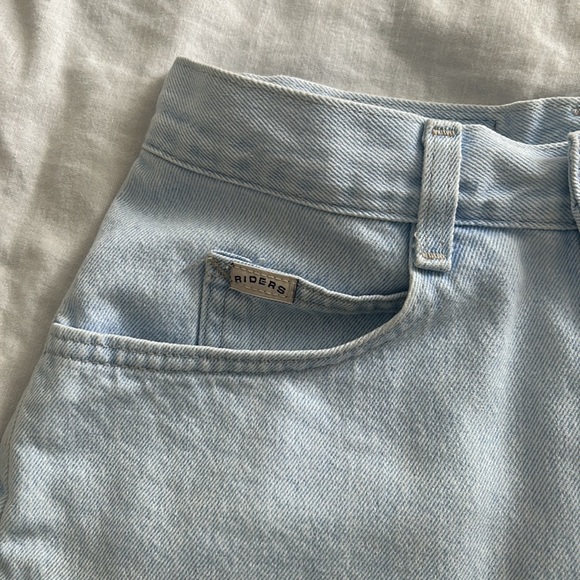 vintage jeans light washed shorts - Picture 4 of 5